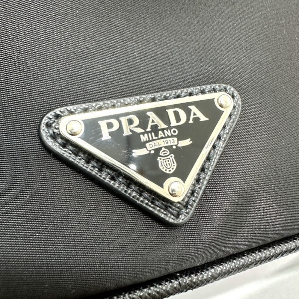 10 Prada Triangle Shoulder Bag Nylon Black