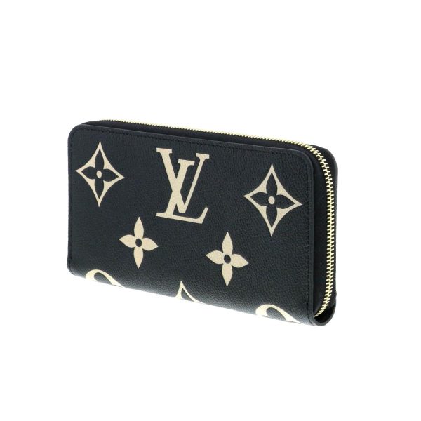 1240005024004 2 Louis Vuitton Zippy Long Wallet