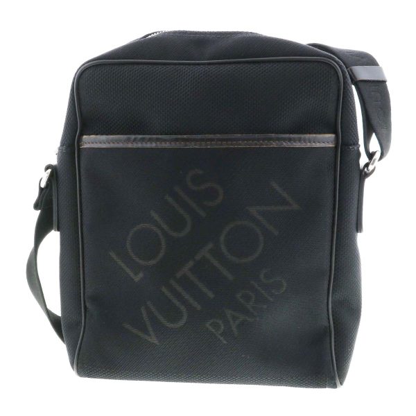 1240005024346 3 Louis Vuitton Citadan NM Damier Geant Shoulder Bag