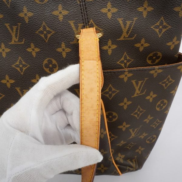 1624324 1993 9 Louis Vuitton Monogram Totally MM Tote Bag