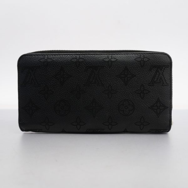 1624366 1993 10 Louis Vuitton Mahina Zippy Long Wallet