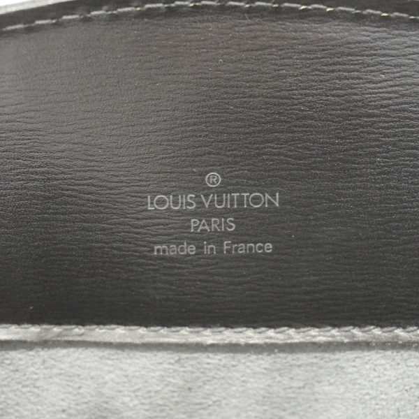 1627645 1993 5 Louis Vuitton Epi Cluny Shoulder Bag