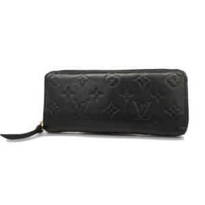 1635968 1993 1 Salvatore Ferragamo Card Case Accessory in Leather Black