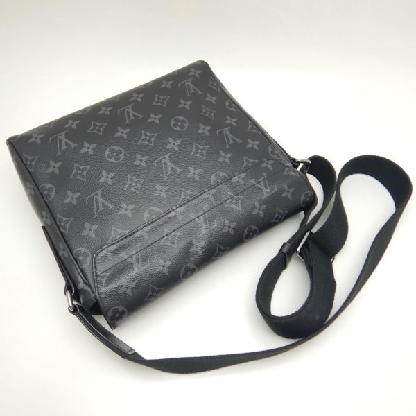 2 Louis Vuitton District PM Shoulder Bag Monogram Eclipse Black