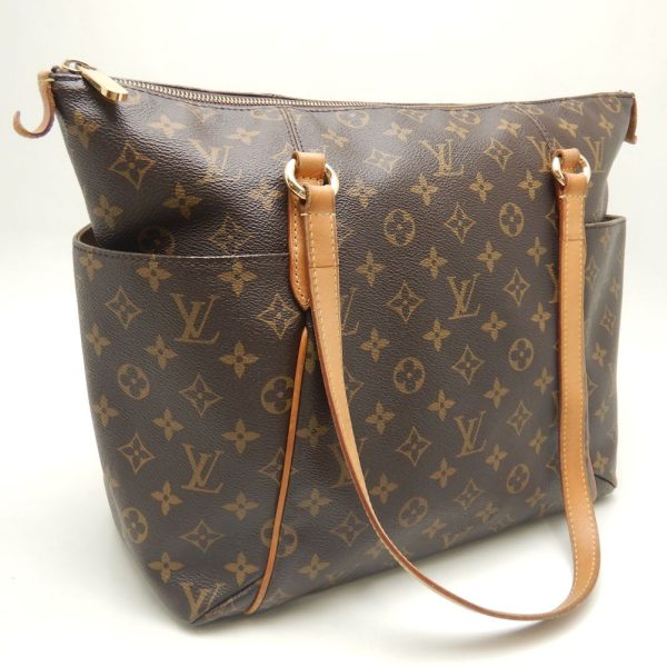 2 Louis Vuitton Monogram Totally MM Tote Bag Brown