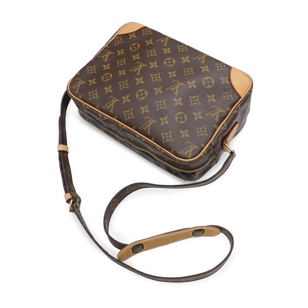 2 Louis Vuitton Nile Shoulder Bag Monogram Brown