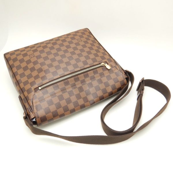 2 Louis Vuitton Damier Naviglio MM Ebene Diagonal Shoulder Brown