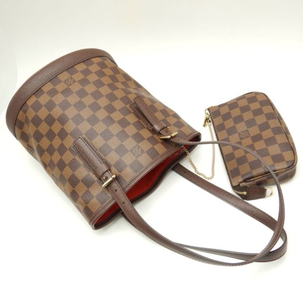 2 Louis Vuitton Damier Marais Ebene Shoulder Bag Brown