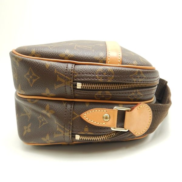 2 Louis Vuitton Monogram Reporter PM Brown