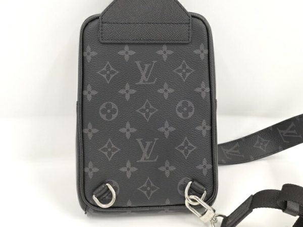 2000773252000869 2 Louis Vuitton Monogram Taigarama Outdoor Sling Bag Black