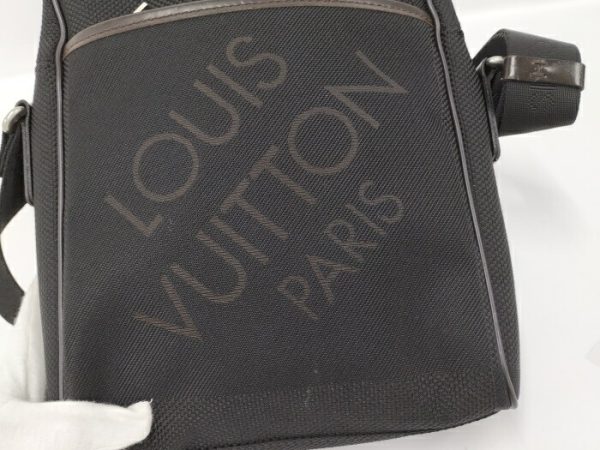 2000773252000930 5 Louis Vuitton Citadan NM Damier Jean Shoulder Bag