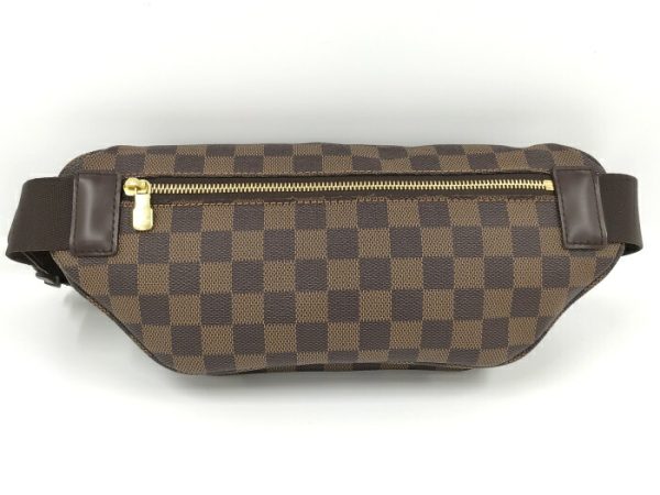 2000773252000973 2 Louis Vuitton Melville Damier Leather Body Bag