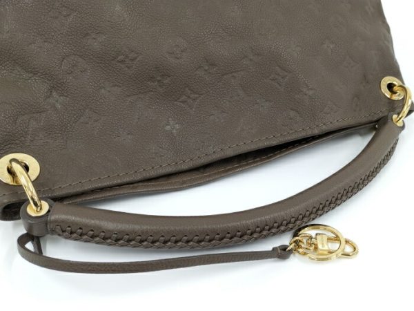 2000773257600844 5 Louis Vuitton Artsy MM Monogram Emplant Ombre Shoulder Bag