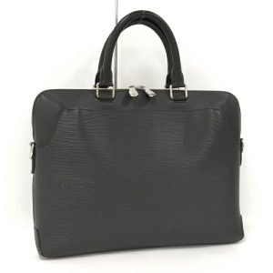 2000773257600900 1 Louis Vuitton Epi Leather Body Bag Noir Black