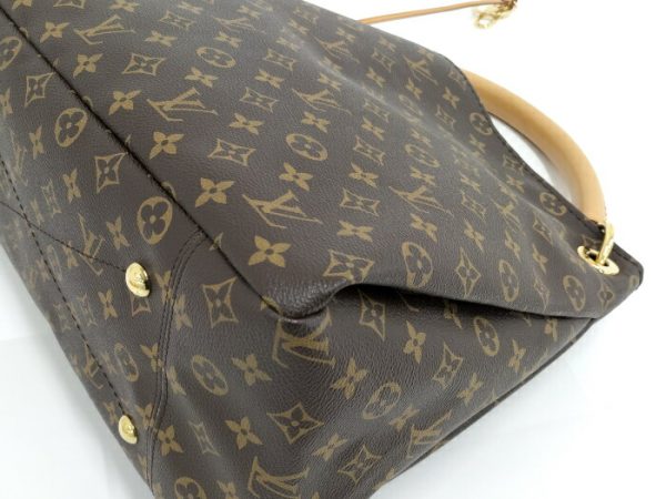 2000773257800940 3 Louis Vuitton Monogram Artsy MM One Shoulder Bag