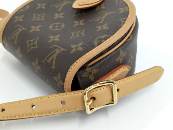 2000773258201280 4 Louis Vuitton Monogram Tambourine Shoulder Bag