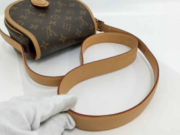 2000773258201280 5 Louis Vuitton Monogram Tambourine Shoulder Bag