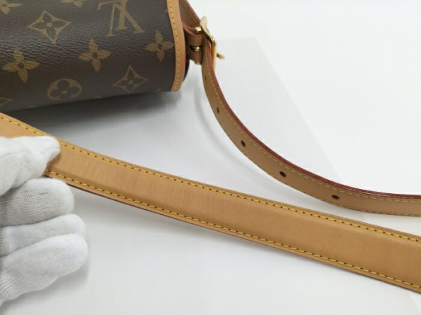 2000773258201280 6 Louis Vuitton Monogram Tambourine Shoulder Bag