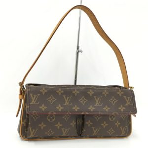 2000773258900406 1 Louis Vuitton Vernis Blair MM Patent Leather Handbag Shoulder Bag Amaranth