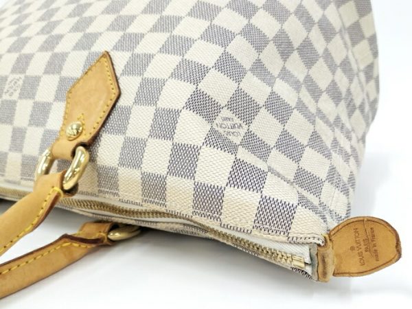 2000773259300367 6 Louis Vuitton Saleya MM Damier Azur Tote Bag