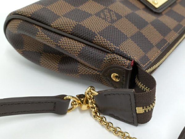 2000773259400669 5 Louis Vuitton Eva Chain Shoulder Bag