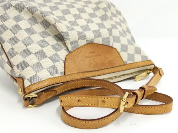 2000773259700442 6 Louis Vuitton Damier Azur Siracusa PM Shoulder Bag White