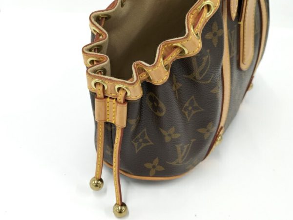 2000803257600663 8 Louis Vuitton Theda GM Monogram Handbag