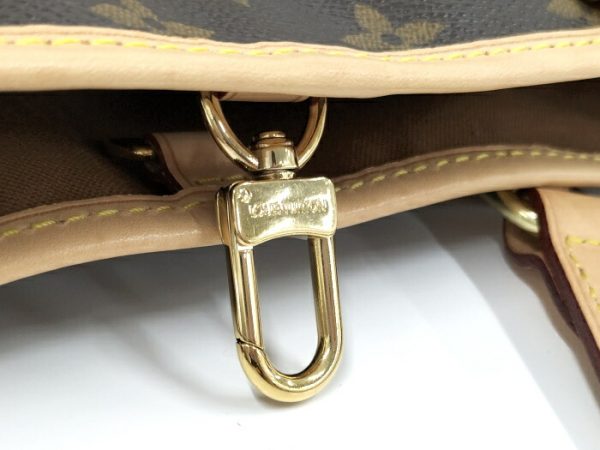 2000803257900421 7 Louis Vuitton Batignolles Horizontal Monogram Shoulder Bag