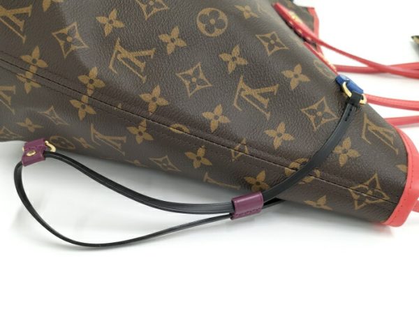 2000803257900437 5 Louis Vuitton Neverfull MM Monogram Totem Flamingo Tote Bag