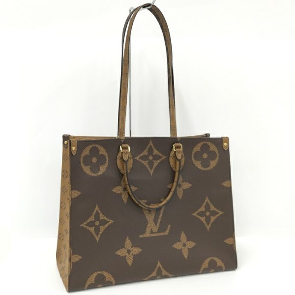 2000803258700573 1 Louis Vuitton On The Go GM Monogram Glant Reverse Tote Bag