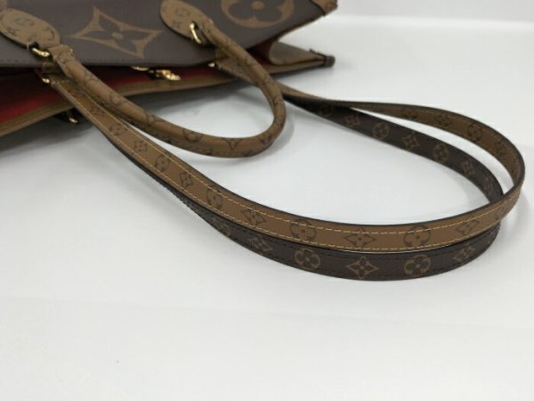 2000803258700573 7 Louis Vuitton On The Go GM Monogram Glant Reverse Tote Bag