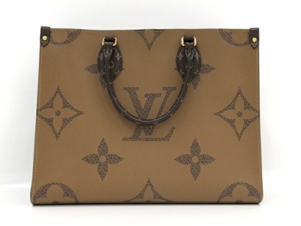 2000803258800452 2 Louis Vuitton On The Go MM Monogram Reverse Tote Bag