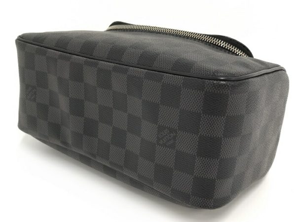 2000803258900374 6 Louis Vuitton Graphite Damier Toilet Shoulder Bag