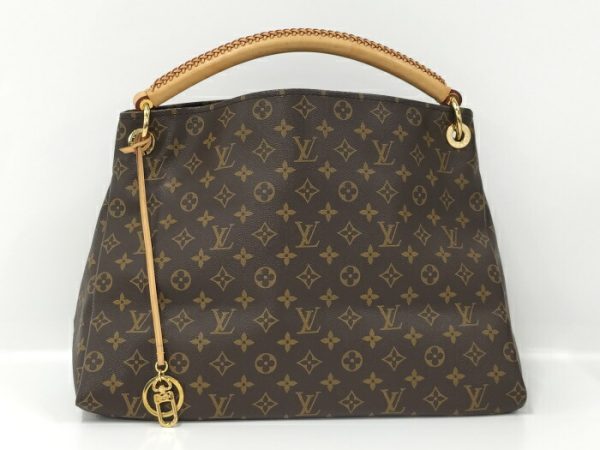 2000803259700408 2 Louis Vuitton Artsy MM One Monogram Shoulder Bag