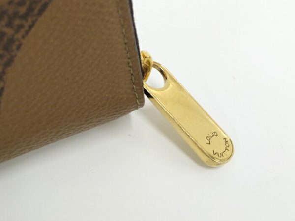 2001017257701485 6 Louis Vuitton Monogram Giant Reverse Round Zipper Long Wallet