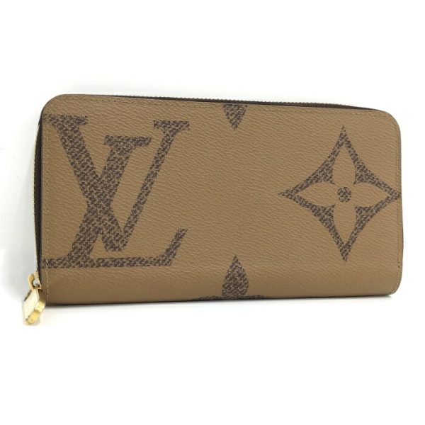 2001017258700599 1 Louis Vuitton Monogram Giant Reverse Round Zipper Long Wallet