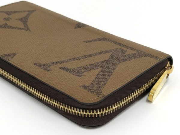 2001017258700599 4 Louis Vuitton Monogram Giant Reverse Round Zipper Long Wallet