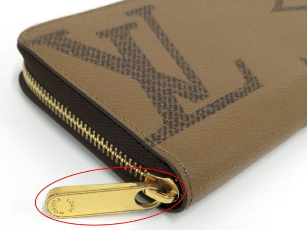 2001017258700599 6 Louis Vuitton Monogram Giant Reverse Round Zipper Long Wallet