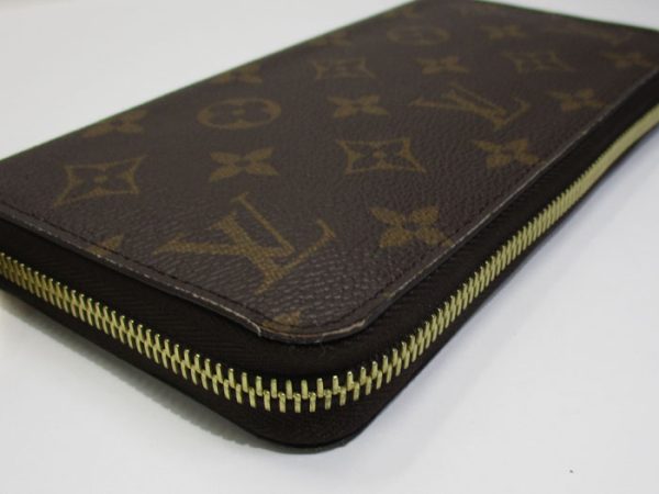 2001017258800497 6 Louis Vuitton Monogram Round Zipper Long Wallet