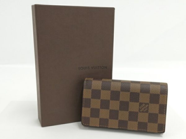 2001017259400466 10 Louis Vuitton Portefeuille Tresor Bi fold Wallet