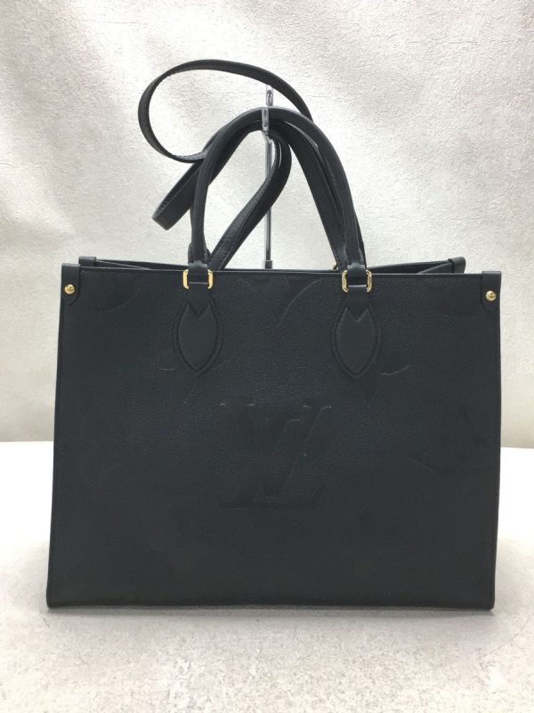 2300036540050 03 Louis Vuitton Handbag