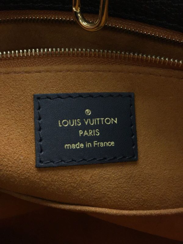 2300036540050 05 Louis Vuitton Handbag