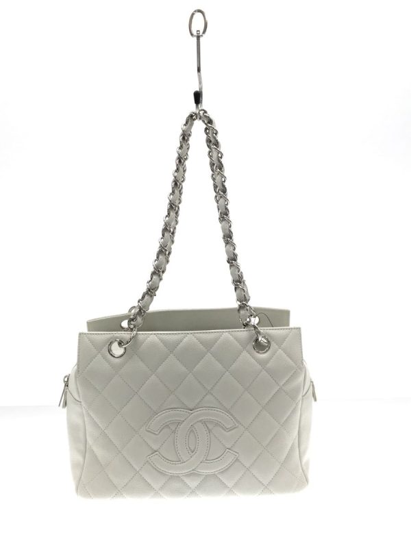 2318711461279 01 Chanel Leather Chain Shoulder Bag