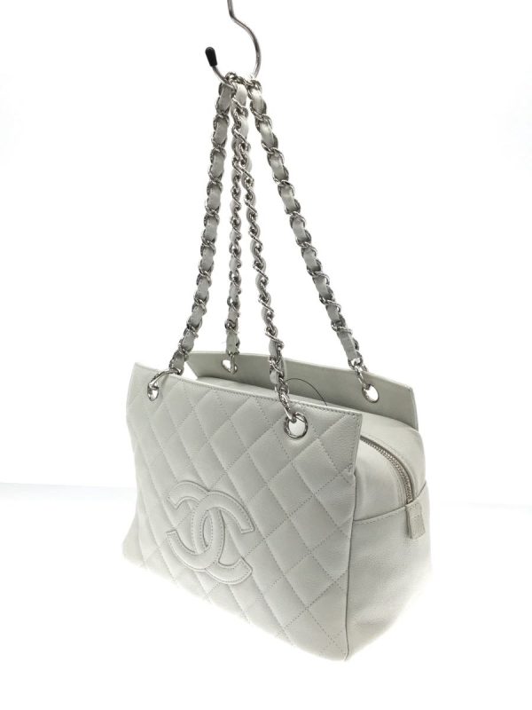 2318711461279 02 Chanel Leather Chain Shoulder Bag