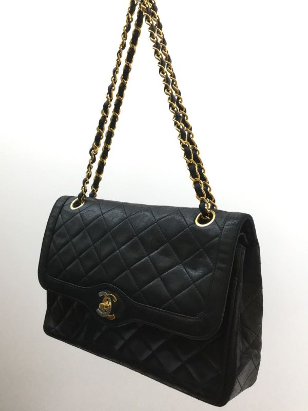 2319471788927 02 Chanel Leather Shoulder Bag