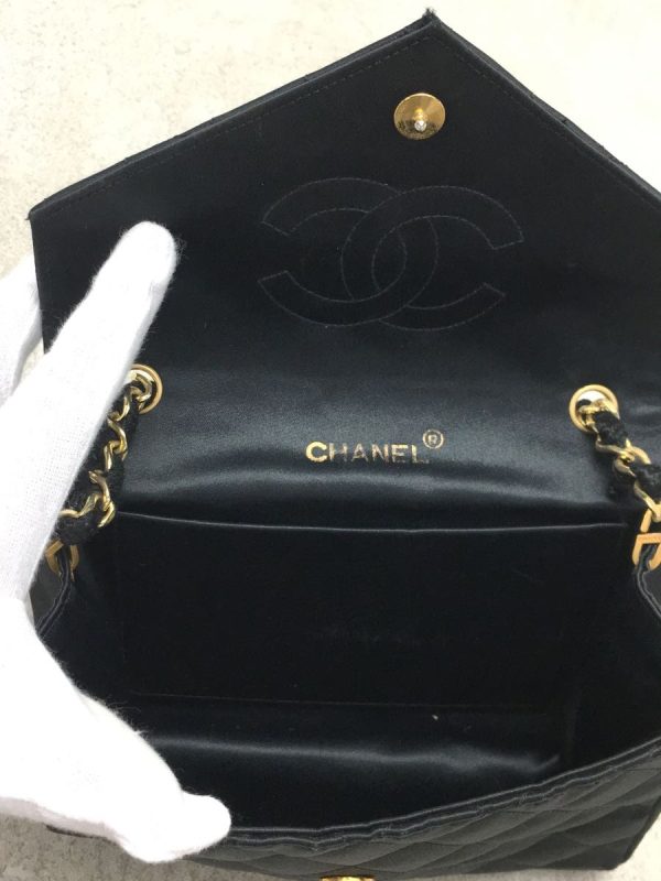 2324250597737 06 Chanel Plain Silk Chain Shoulder Bag Black