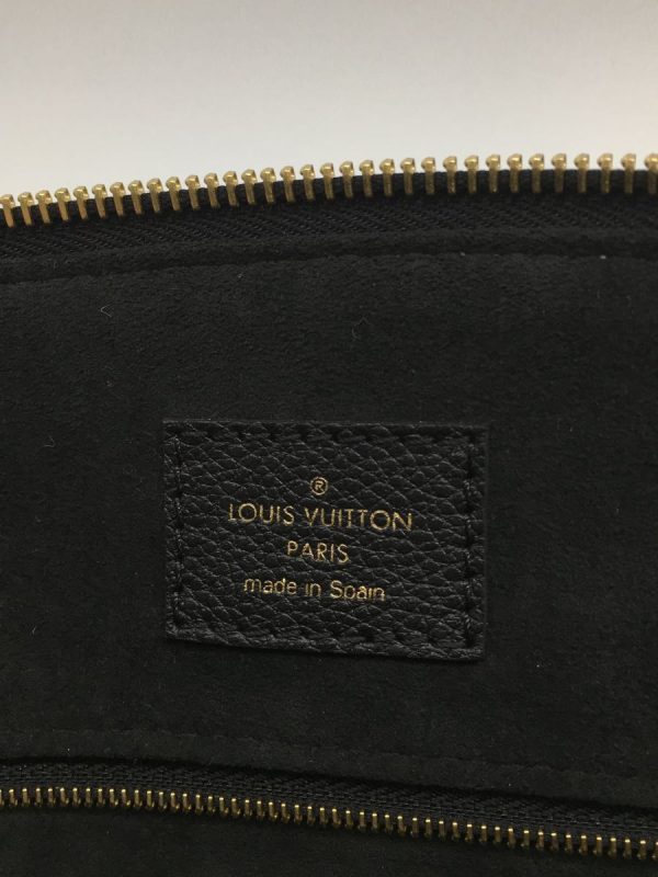 2329412275140 05 Louis Vuitton Grand Palais Bicolor Implant Shoulder Bag Black