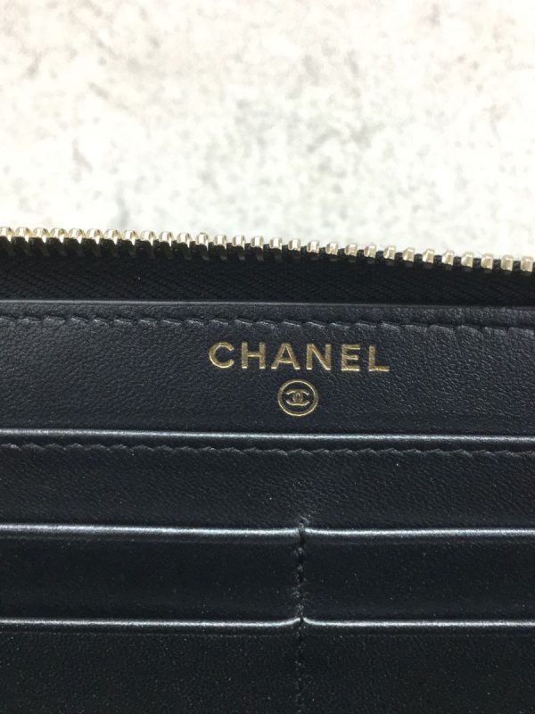 2333260409848 03 Chanel Lambskin Leather Chain Wallet Black