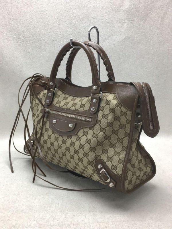 2333710655429 02 Gucci Hacker Project Neo Canvas Handbag