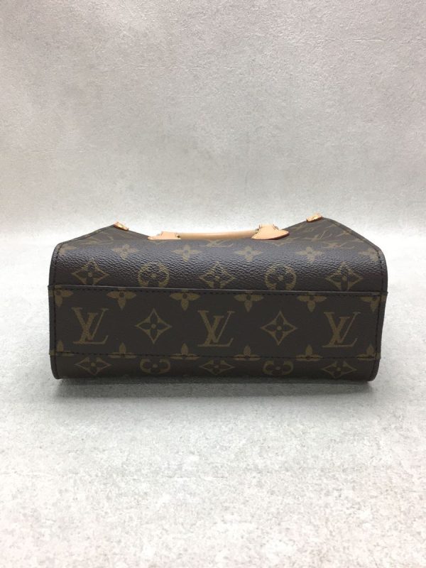 2334371052657 04 Louis Vuitton Sac Plat Monogram Leather Shoulder Bag